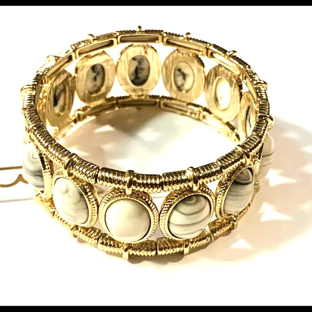 Gold Tone Bancroft Stretch Bracelet